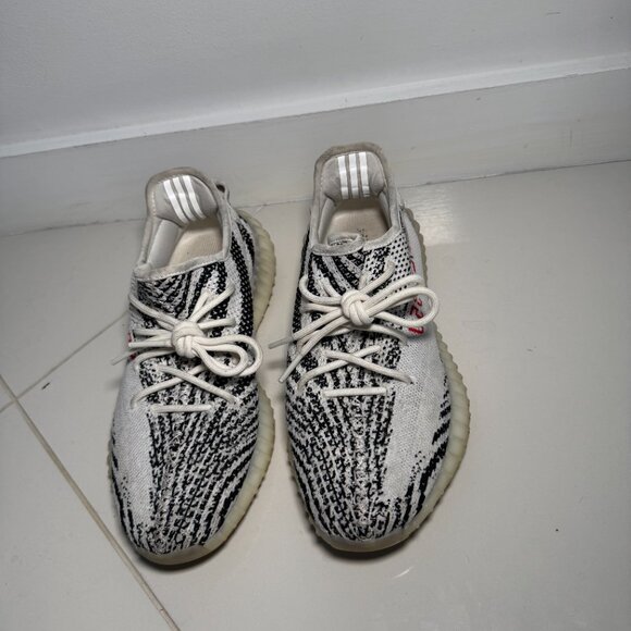 Adidas Yeezy Boost 350 V2 Zebra – Men’s 8.5 / Women’s 10 - Picture 3 of 9